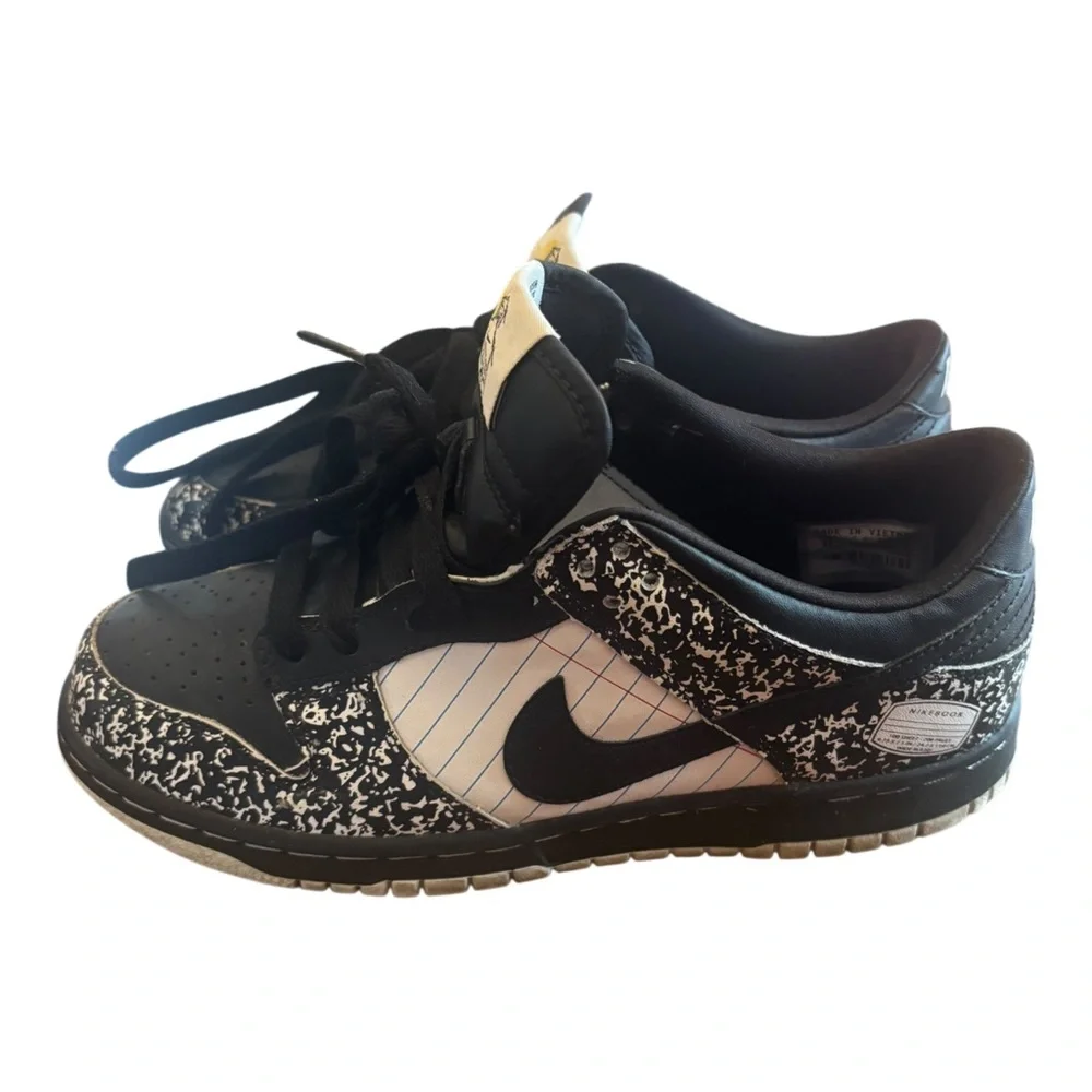 Nike Dunk Low Premium - DUNKbook Notebook School - Size 6Y - Picture 1 of 6